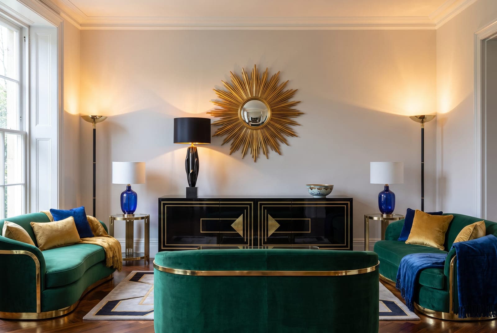 A art deco-style furnished room